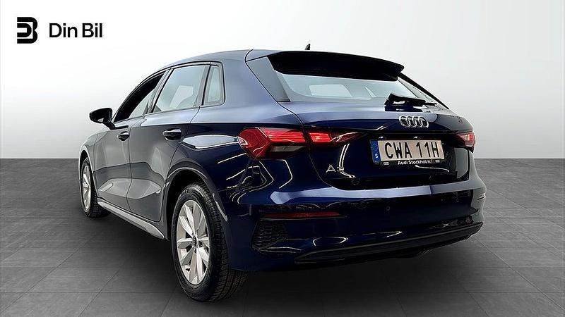 Begagnad Audi A3 Sportback Proline 150 HK (110 kW) 2022 Blå Halvkombi