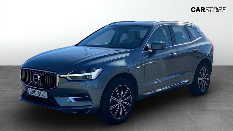 Grå (grey) Begagnad 2021 Volvo XC60 SUV | 319 900 kr (Bra pris) - Bild 1/4