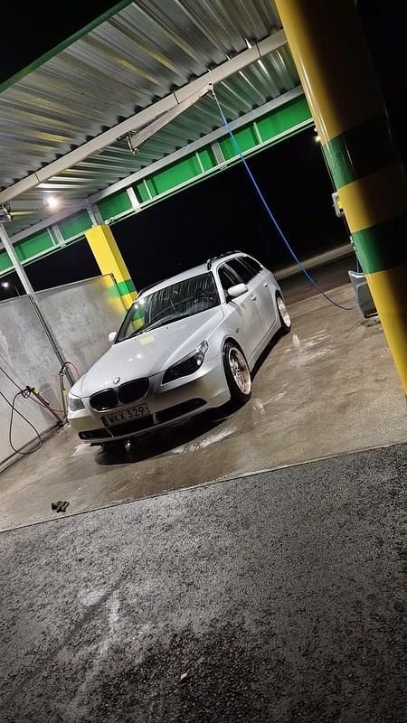 Begagnad BMW 525 192 HK (141 kW) 2005 Kombi