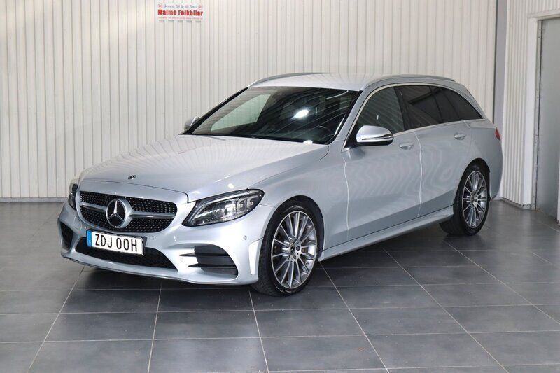 Silver Begagnad 2021 Mercedes C220 AMG line Kombi | 319 900 kr (Marknadspris) - Bild 1/4