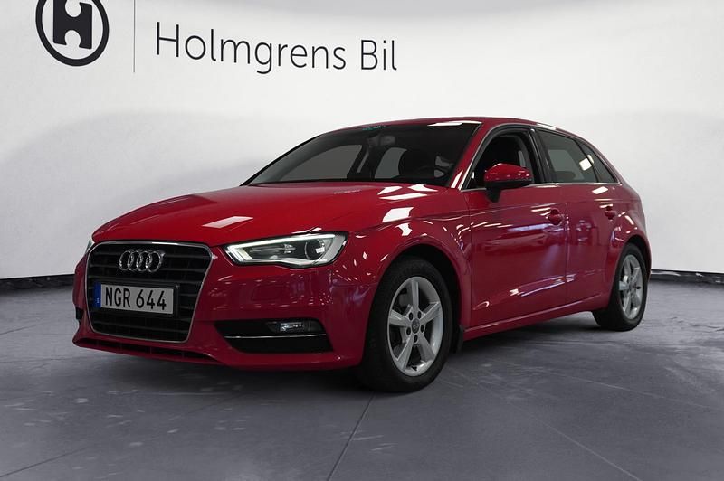 Röd Begagnad 2013 Audi A3 | 99 800 kr - Bild 1/4