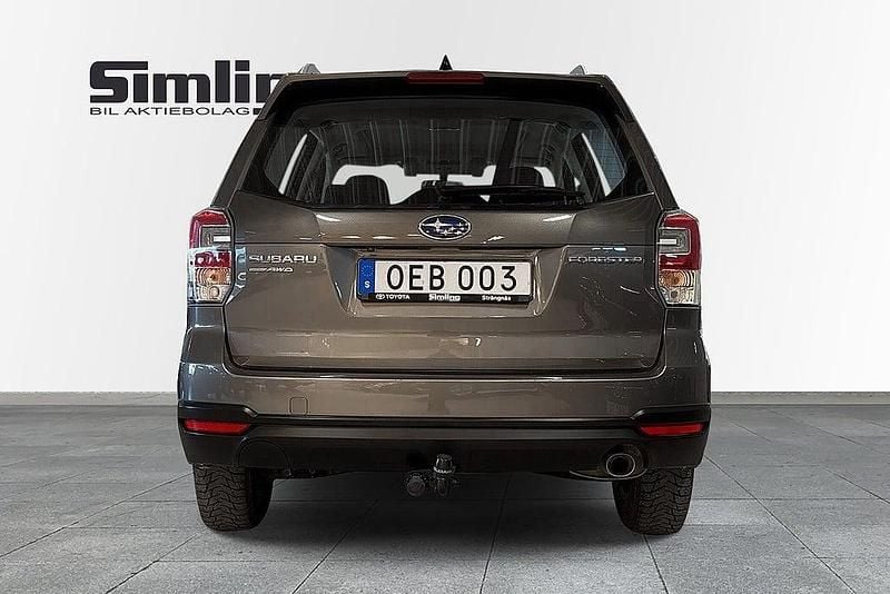Begagnad Subaru Forester 150 HK (110 kW) 2017 Brunmetallic SUV