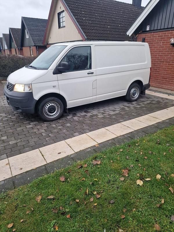 Vit Begagnad 2009 VW T5 Van | 36 900 kr (Superpris) - Bild 1/1