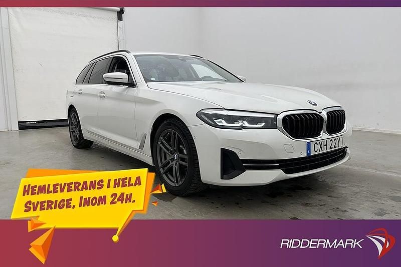 Vit Begagnad 2020 BMW 530e Kombi | 328 900 kr (Bra pris) - Bild 1/3