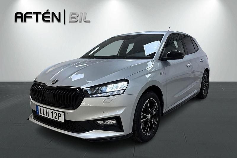Silver Begagnad 2024 Skoda Fabia Monte Carlo Halvkombi | 229 800 kr (Marknadspris) - Bild 1/3