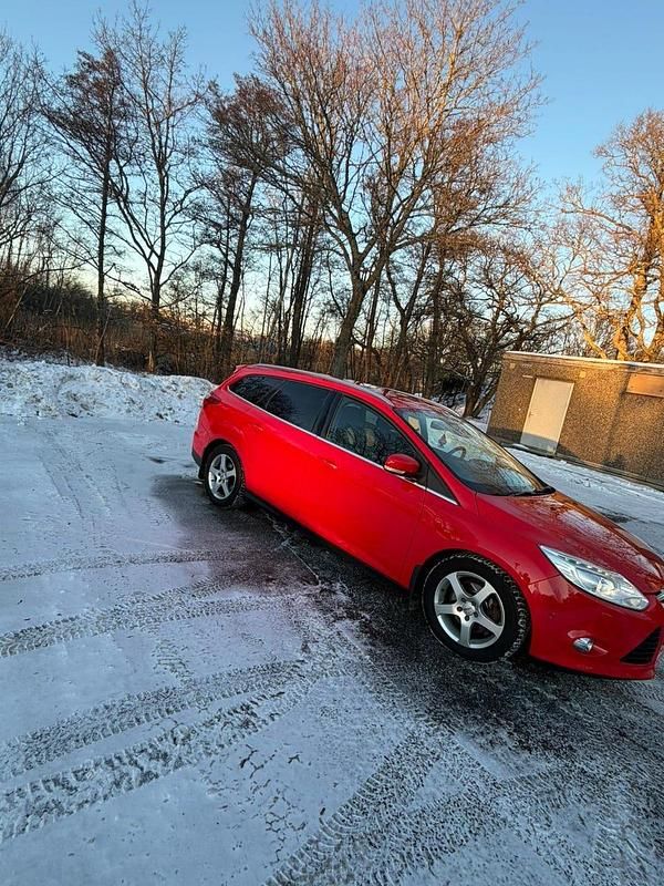 Begagnad 2012 Ford Focus Kombi | 60 000 kr (Marknadspris) - Bild 1/4