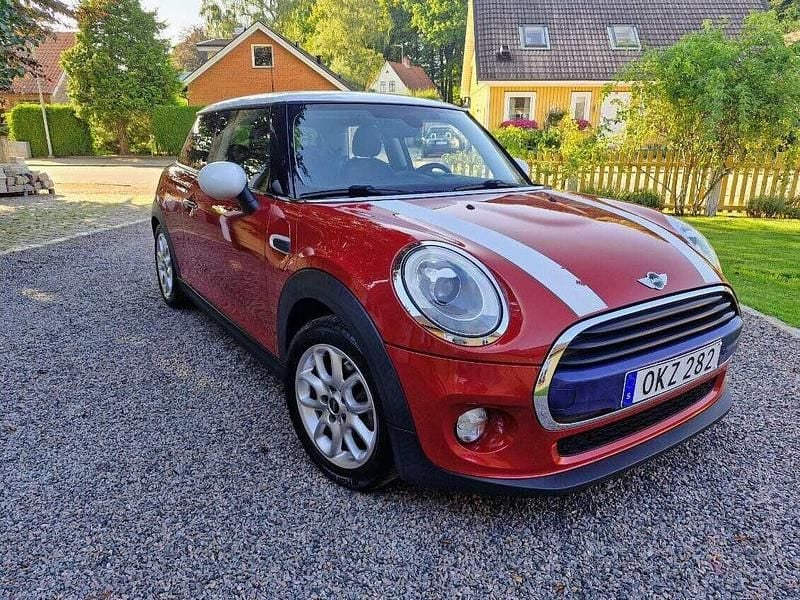Röd Begagnad 2017 Mini Cooper Pepper Halvkombi | 119 900 kr (Bra pris) - Bild 1/4