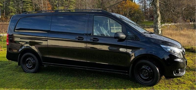 Svart Begagnad 2018 Mercedes Vito Van | 250 000 kr (Superpris) - Bild 1/4