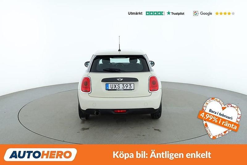 Begagnad Mini ONE Pepper 103 HK (75 kW) 2015 Vit Halvkombi