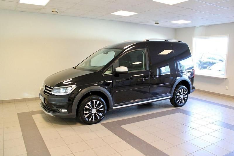 Svart Begagnad 2018 VW Caddy Minibuss | 219 900 kr (Dyr) - Bild 1/4