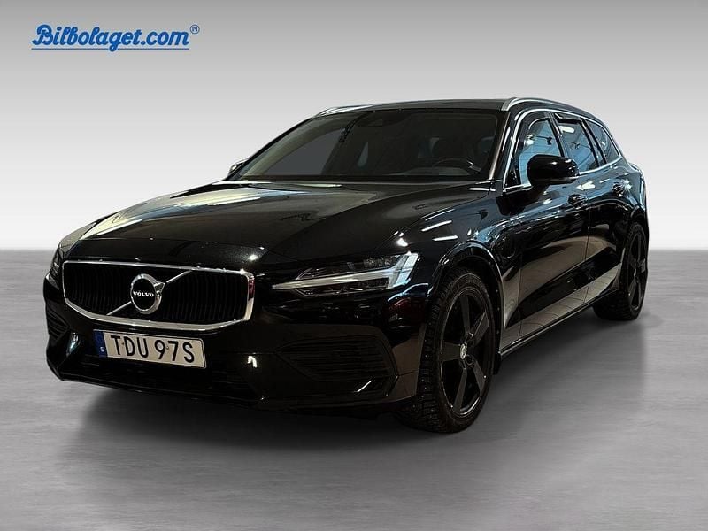 Begagnad Volvo V60 Momentum 397 HK (291 kW) 2020 Svart Kombi