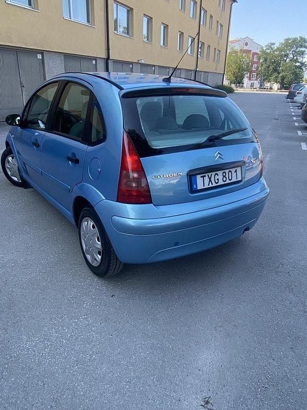 Blå Begagnad 2003 Citroën C3 Halvkombi | 14 900 kr (Bra pris) - Bild 1/4