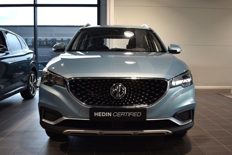 Blå Begagnad 2019 MG ZS Luxury Sedan | 199 900 kr (Lite dyr) - Bild 1/4