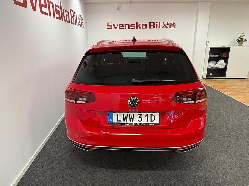 Begagnad VW Passat GTE 218 HK (160 kW) 2020 Röd Kombi