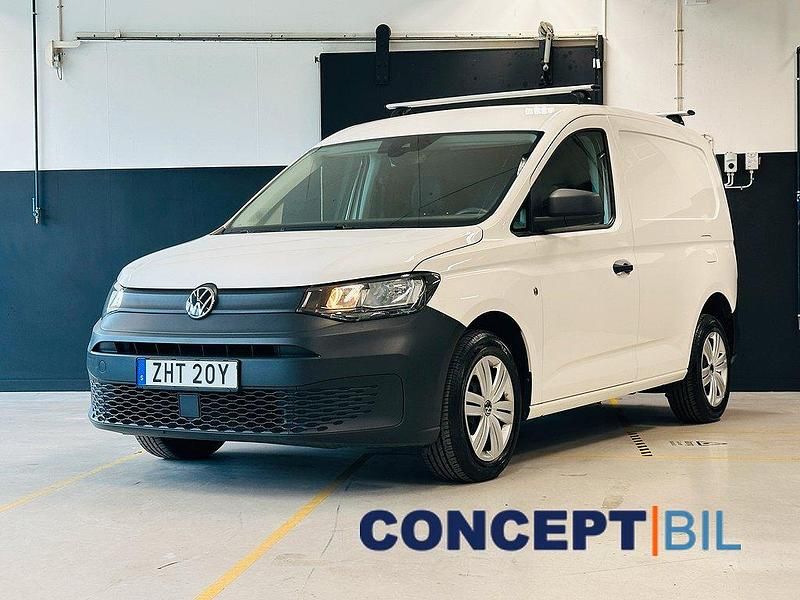 Vit Begagnad 2021 VW Caddy Minibuss | 189 500 kr - Bild 1/4