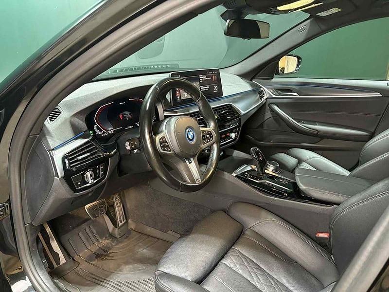 Begagnad BMW 530 M Sport 292 HK (214 kW) 2022 Svart Kombi
