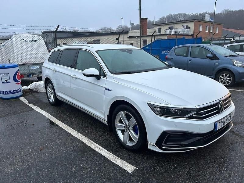Begagnad 2021 VW Passat GTE | 215 000 kr (Bra pris) - Bild 1/3