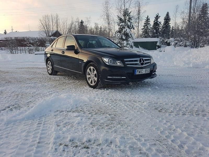 Begagnad Mercedes C250 204 HK (150 kW) 2012