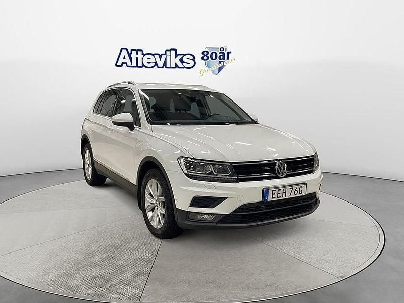 Vit Begagnad 2019 VW Tiguan SUV | 269 900 kr (Marknadspris) - Bild 1/4
