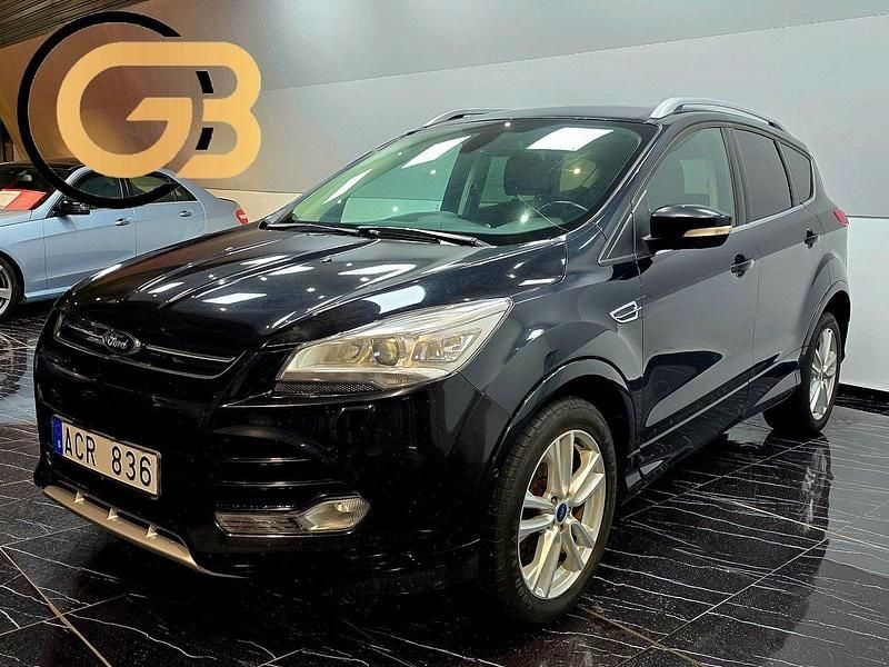 Svart Begagnad 2014 Ford Kuga Titanium SUV | 89 900 kr (Marknadspris) - Bild 1/4
