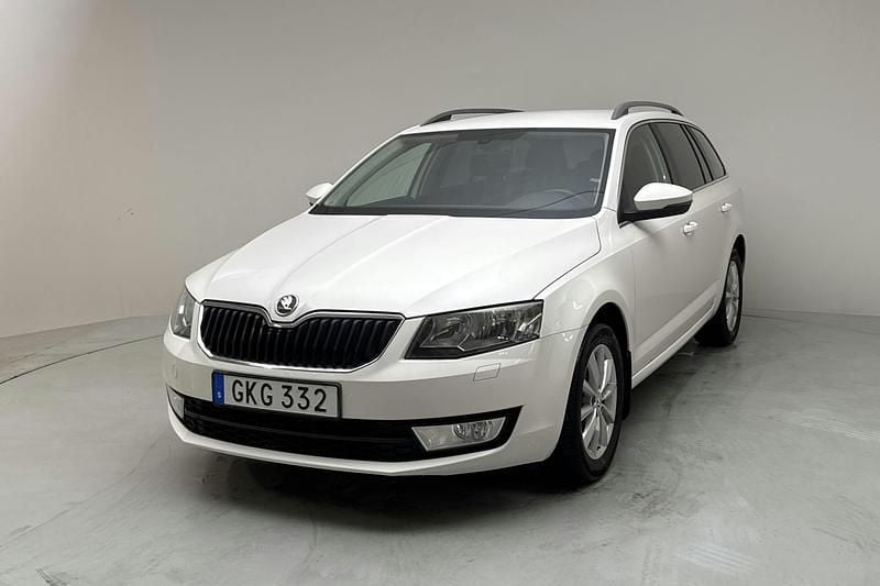 Vit Begagnad 2014 Skoda Octavia | 95 000 kr (Marknadspris) - Bild 1/4