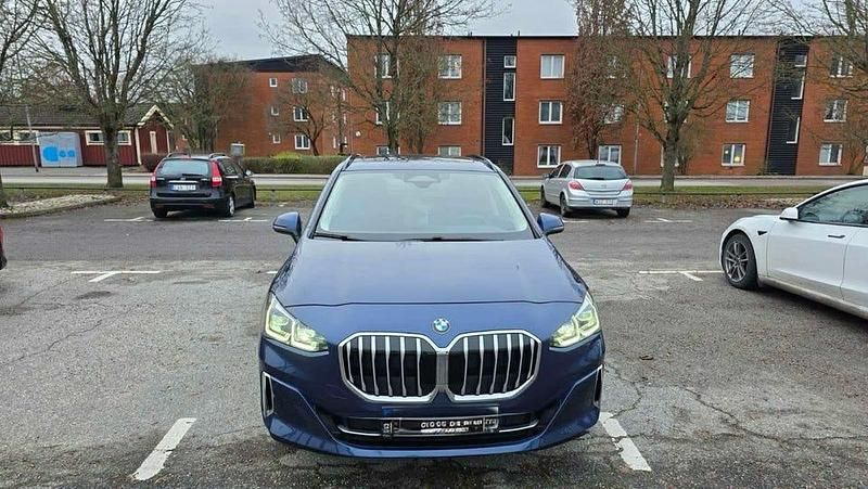 Begagnad BMW 220 Active Tourer 156 HK (114 kW) 2023 Minibuss