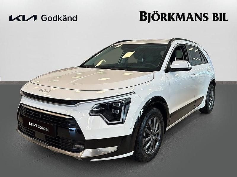 Begagnad Kia Niro Advance 94 HK (69 kW) 2024 Vit SUV
