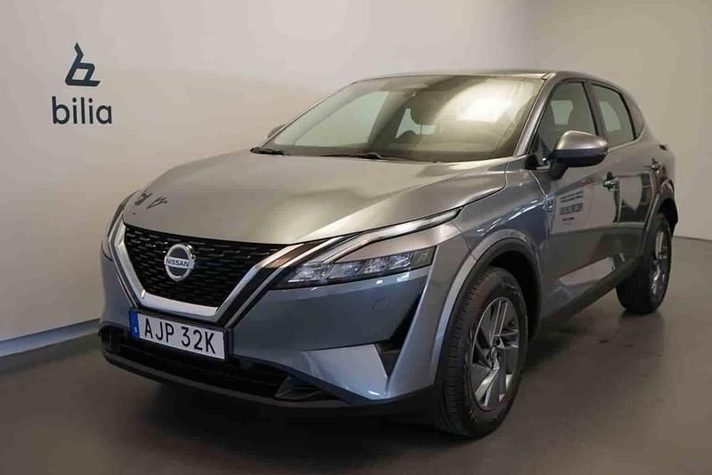 Grå Begagnad 2022 Nissan Qashqai SUV | 239 500 kr (Marknadspris) - Bild 1/1