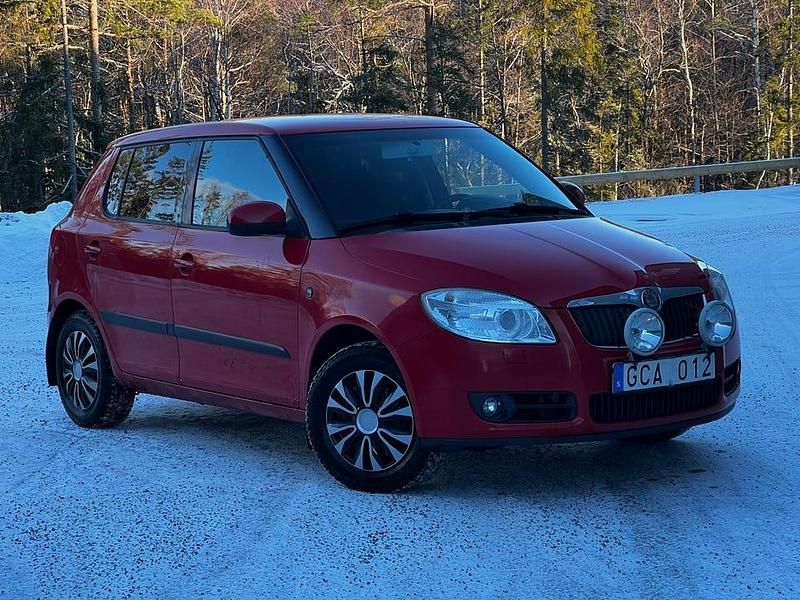 Begagnad 2008 Skoda Fabia Halvkombi | 22 900 kr (Marknadspris) - Bild 1/4