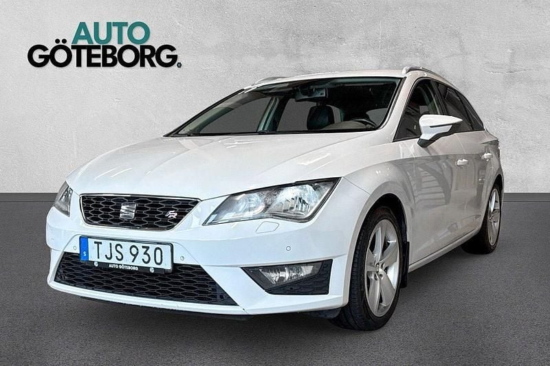 Vit Begagnad 2014 Seat Leon ST FR Kombi | 94 900 kr (Marknadspris) - Bild 1/3