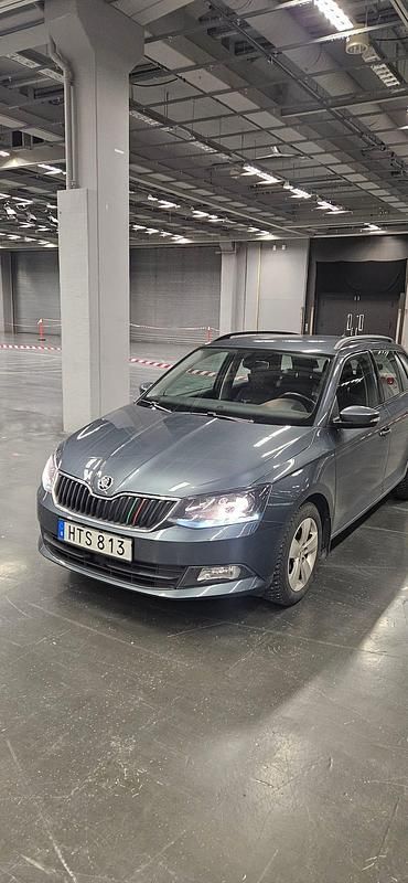 Begagnad Skoda Fabia 90 HK (66 kW) 2017 Kombi