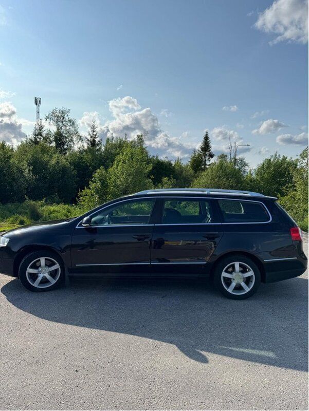 Svart Begagnad 2009 VW Passat Sportline Kombi | 40 500 kr (Bra pris) - Bild 1/4