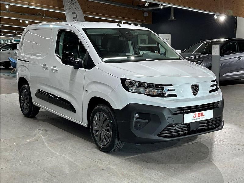 Ny 2024 Peugeot Partner Minibuss | 306 125 kr (Marknadspris) - Bild 1/4