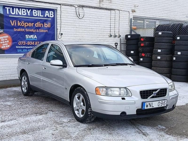 Begagnad Volvo S60 Business Edition 140 HK (102 kW) 2005 Ljusgrå Sedan