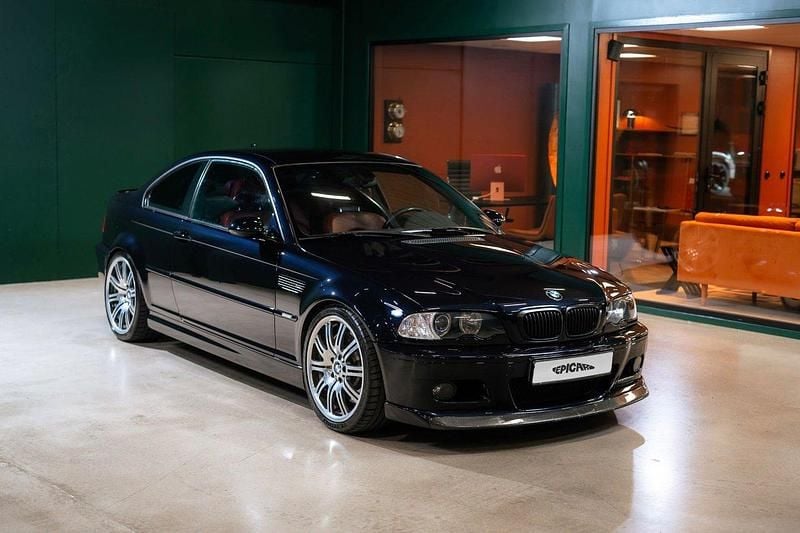 Svart Begagnad 2003 BMW M3 Sportkupé | 499 900 kr - Bild 1/4