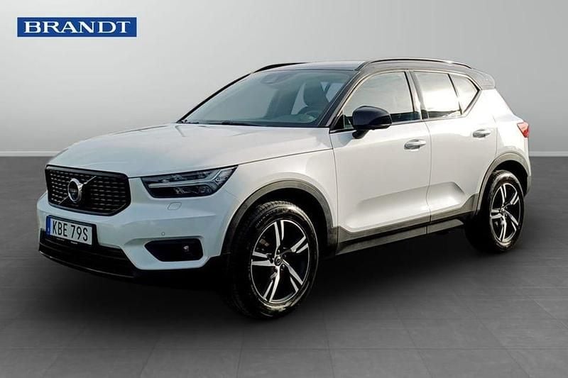 Begagnad Volvo XC40 R-Design 192 HK (141 kW) 2020 Vit SUV