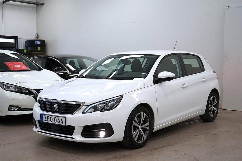 Begagnad Peugeot 308 131 HK (96 kW) 2019 Vit Halvkombi