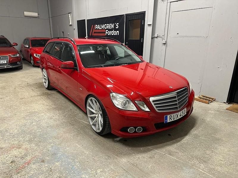 Röd Begagnad 2011 Mercedes E220 Kombi | 69 500 kr - Bild 1/4