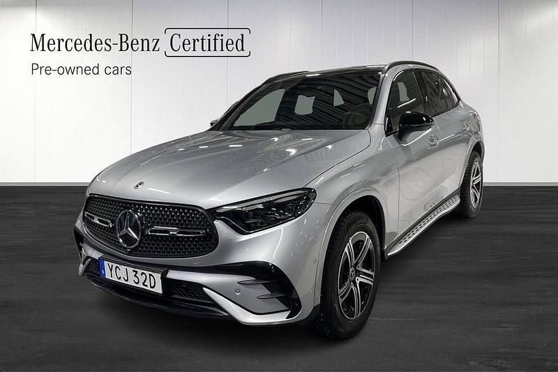 Silver Begagnad 2024 Mercedes GLC300 AMG Halvkombi | 699 000 kr (Marknadspris) - Bild 1/4