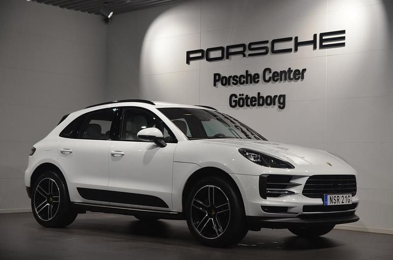 Vit (white) Begagnad 2019 Porsche Macan SUV | 459 000 kr (Marknadspris) - Bild 1/4