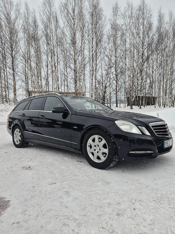 Begagnad Mercedes E220 170 HK (125 kW) 2012