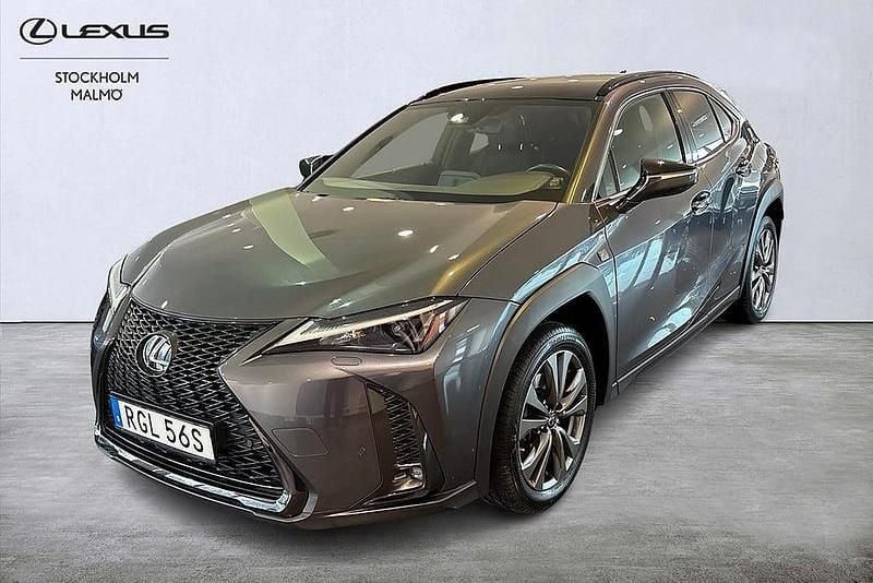 Grå Begagnad 2022 Lexus UX 250h Sport Design Packet SUV | 299 000 kr (Bra pris) - Bild 1/4