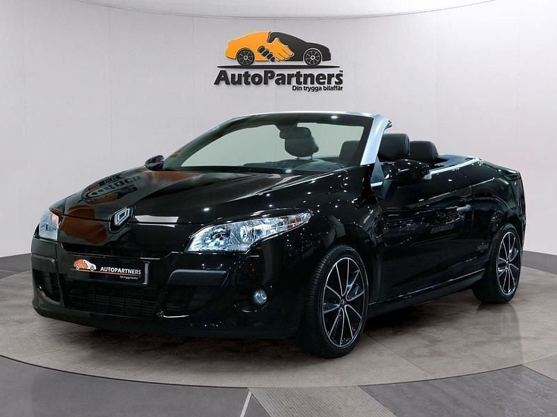 Svart Begagnad 2012 Renault Mégane Cabriolet Cab | 108 900 kr - Bild 1/4