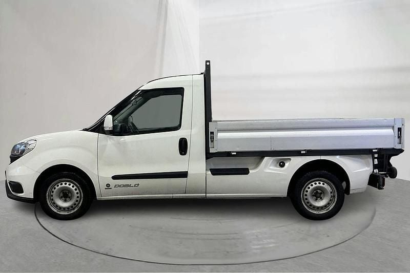 Begagnad Fiat Doblò 95 HK (69 kW) 2017 Vit Minibuss