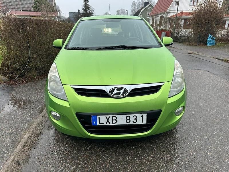 Begagnad 2012 Hyundai i20 Halvkombi | 22 900 kr (Superpris) - Bild 1/4