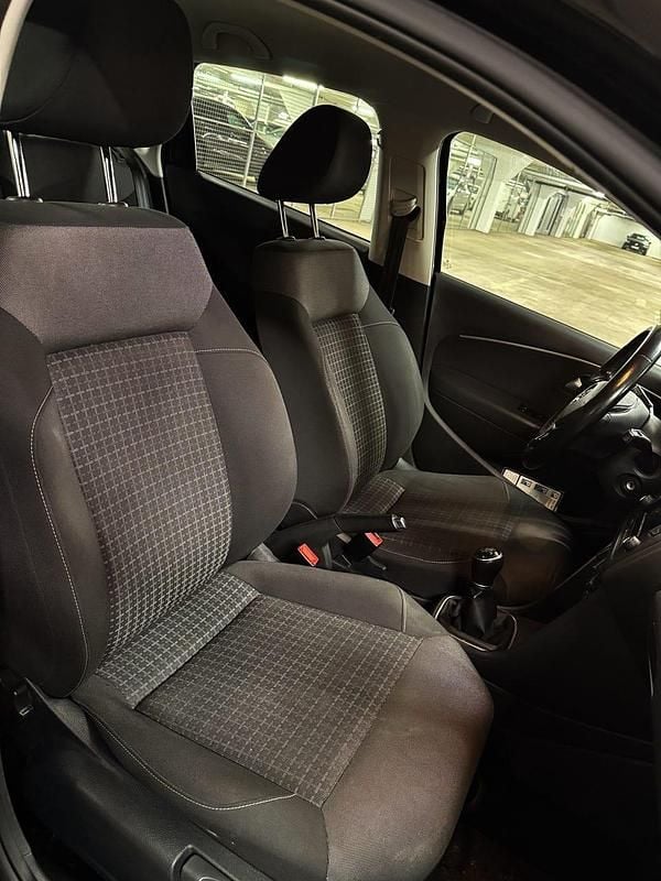 Begagnad VW Polo 90 HK (66 kW) 2017