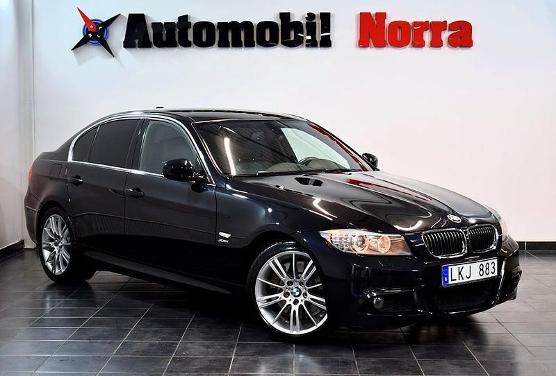 Svart Begagnad 2010 BMW 335 M Sport Sedan | 269 900 kr - Bild 1/4