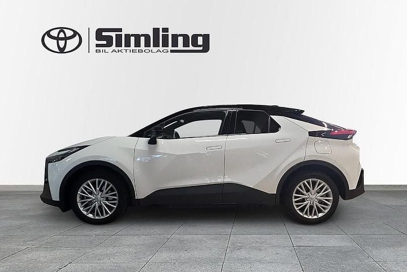 Begagnad Toyota C-HR Executive 223 HK (164 kW) 2024 Vit SUV