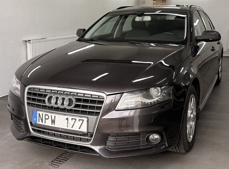 Mörkgrå Begagnad 2010 Audi A4 Kombi | 49 900 kr (Marknadspris) - Bild 1/4