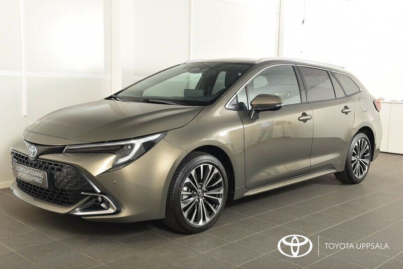 Ny 2024 Toyota Corolla Kombi | 334 900 kr (Marknadspris) - Bild 1/4